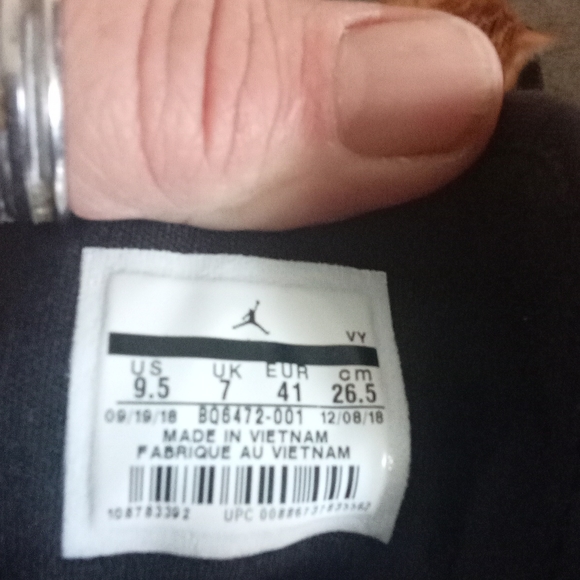 Black Nike Air Jordans Mens size 9.5 - Picture 2 of 2